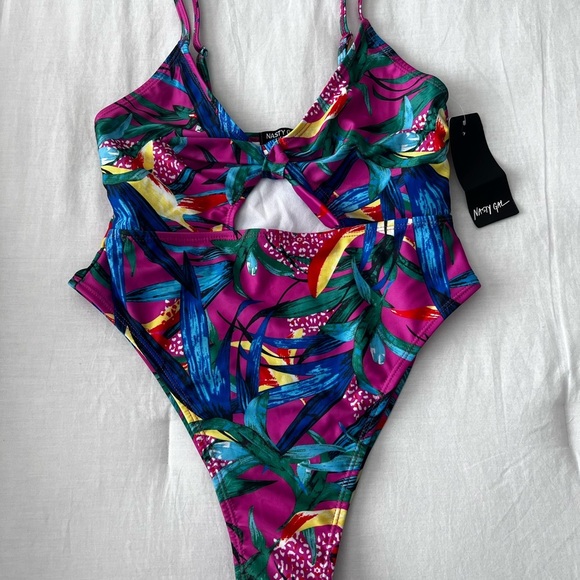 Nasty Gal Women’s Tropical One Piece High Leg High Cut Swimsuit Size 6 - Picture 4 of 6